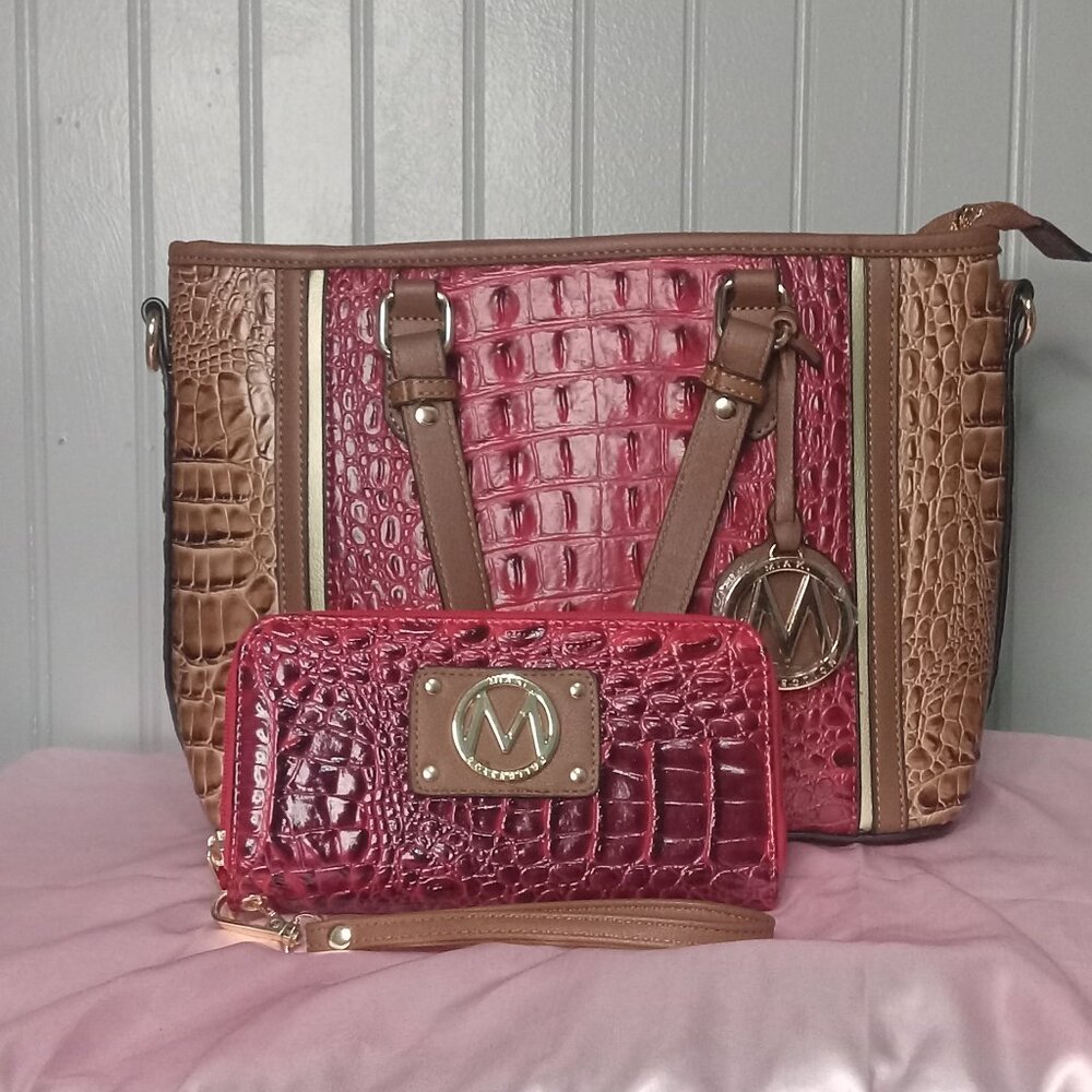 Like New Mia K Women's Purse with Matching Wallet